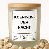 Kerze aus Sojawachs – „KÖNIG(IN) DER NACHT“ – Frosted Glas & Bambusdeckel