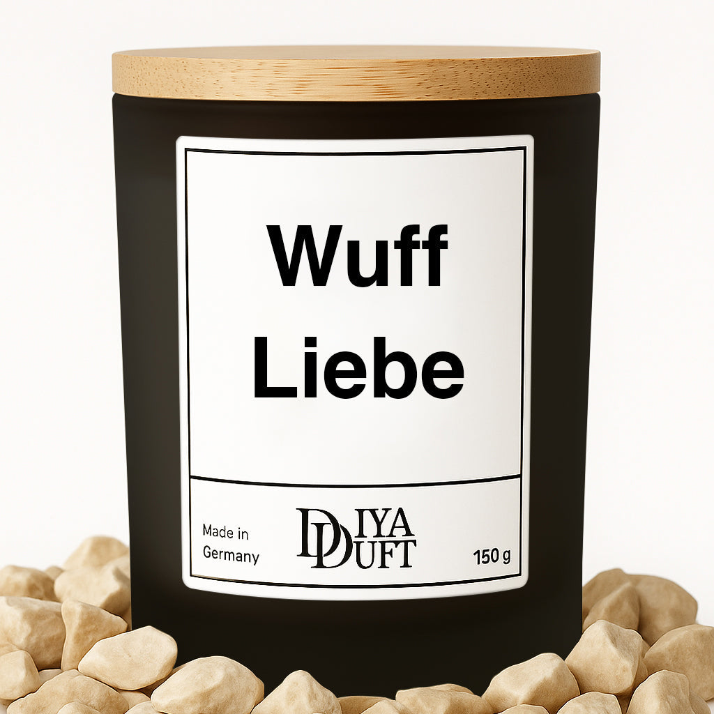 Kerze aus Sojawachs – „Wuff Liebe“ – Frosted Glas & Bambusdeckel