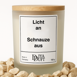 Kerze aus Sojawachs – „Licht an. Schauze aus.“ – Frosted Glas, Bambusdeckel